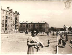 Площадь возле Дворца Судостроителей, 60-е